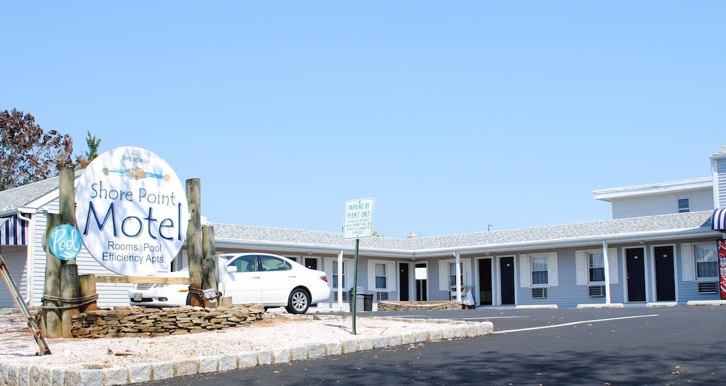 Shore Point Motel พอยท์เพลสเซนท์บีช ภายนอก รูปภาพ