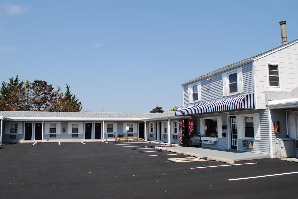 Shore Point Motel พอยท์เพลสเซนท์บีช ภายนอก รูปภาพ